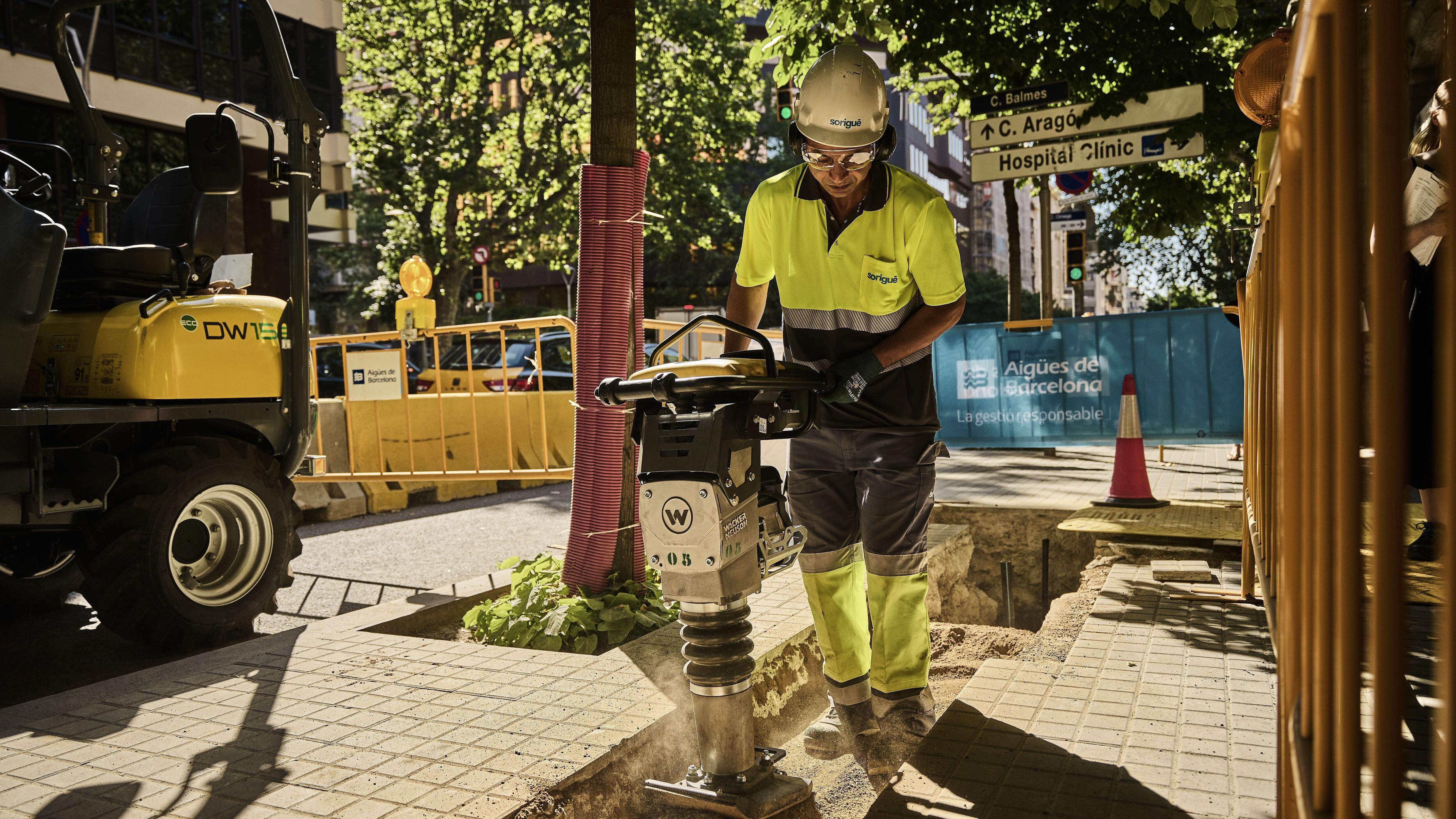 AS50e DW15e in Action