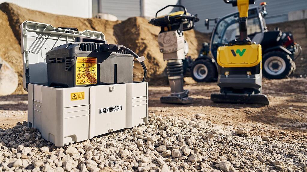 battery in systainer standing on ground of construction site